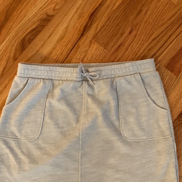 Old Navy skirt - Picture 2 of 3